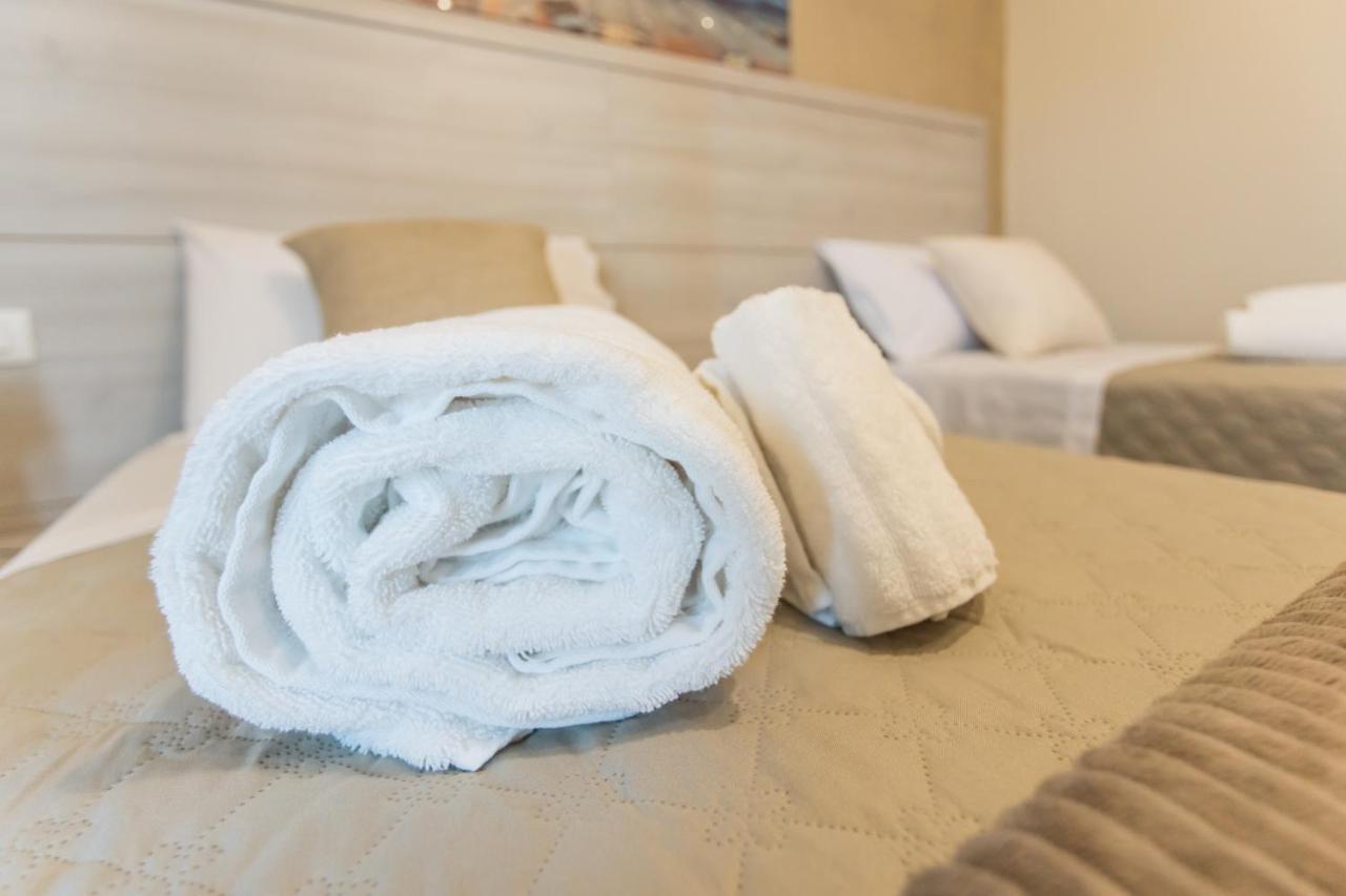 Oasi Perla Del Mare Rooms アーチ・カステッロ エクステリア 写真