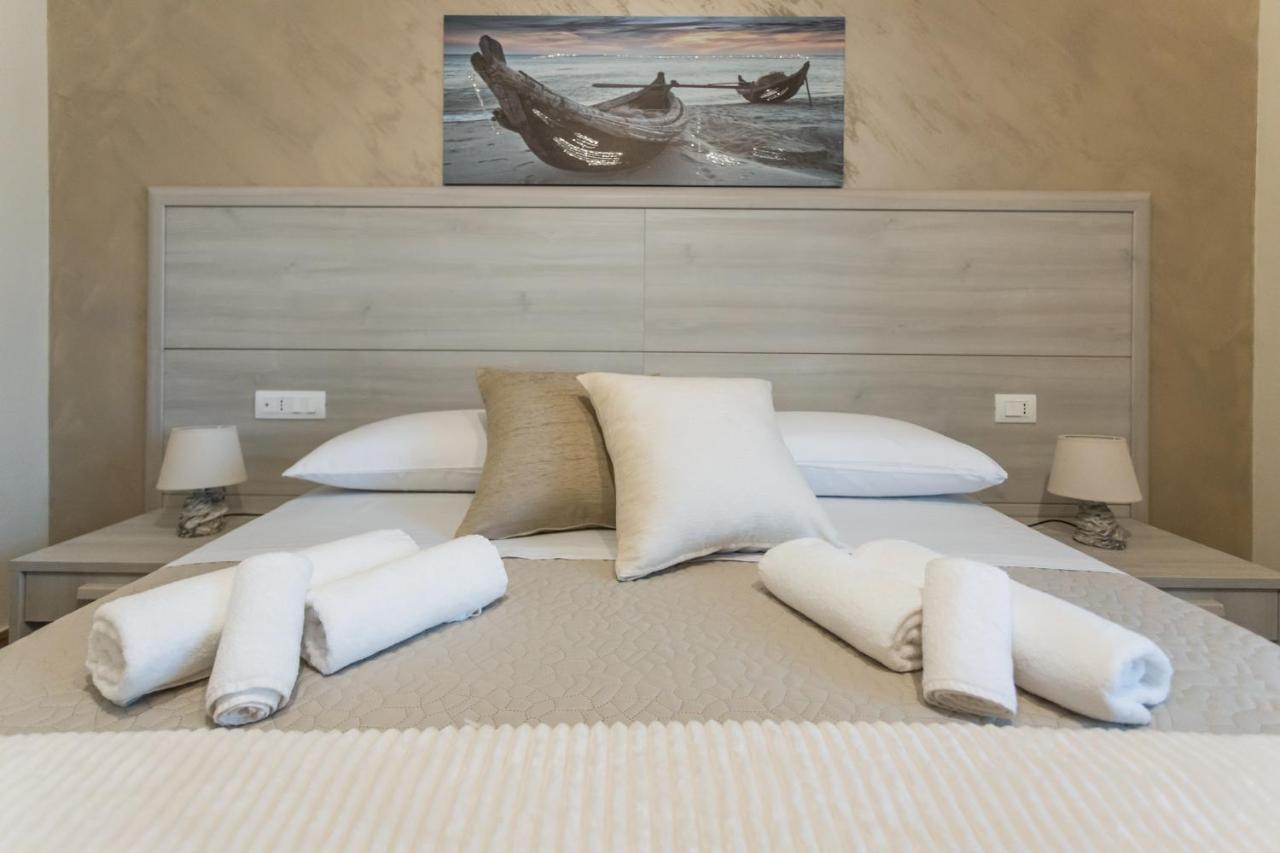 Oasi Perla Del Mare Rooms アーチ・カステッロ エクステリア 写真