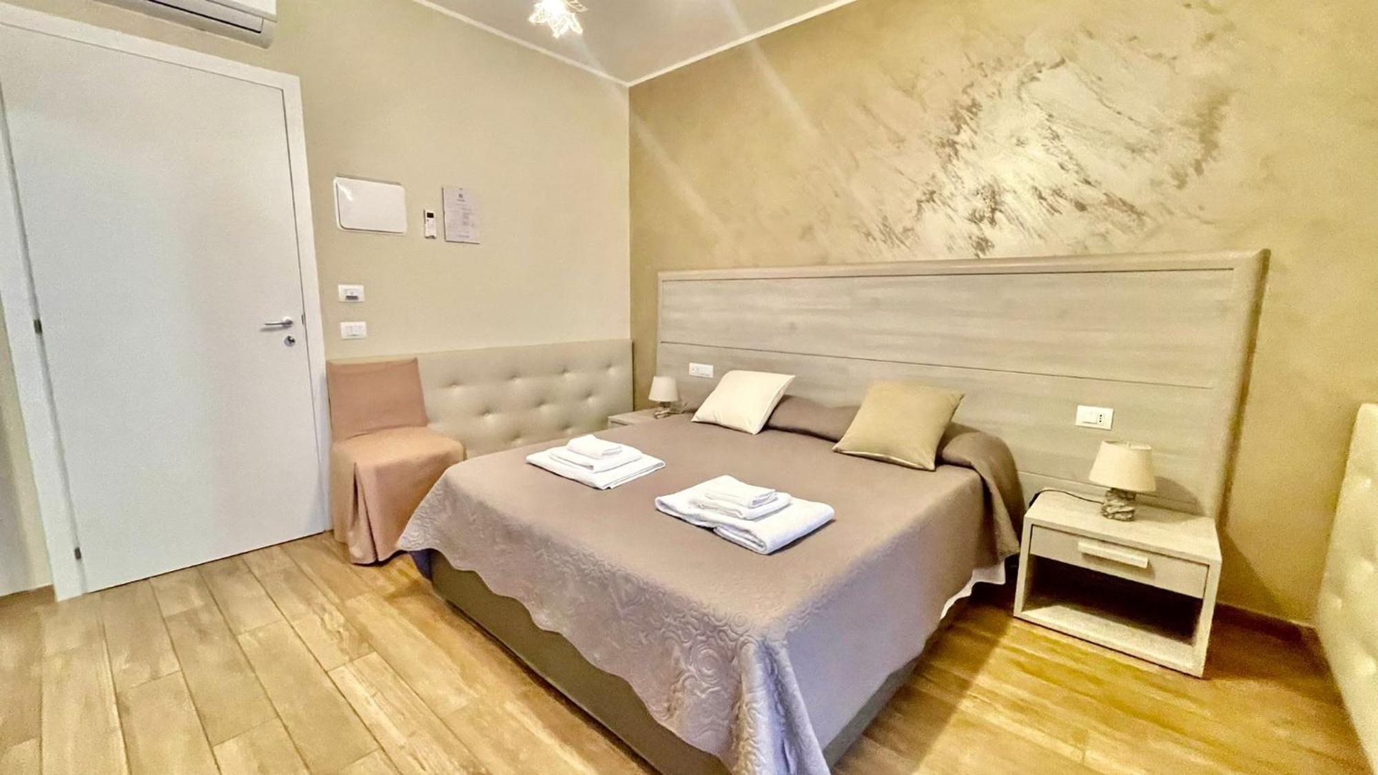 Oasi Perla Del Mare Rooms アーチ・カステッロ エクステリア 写真